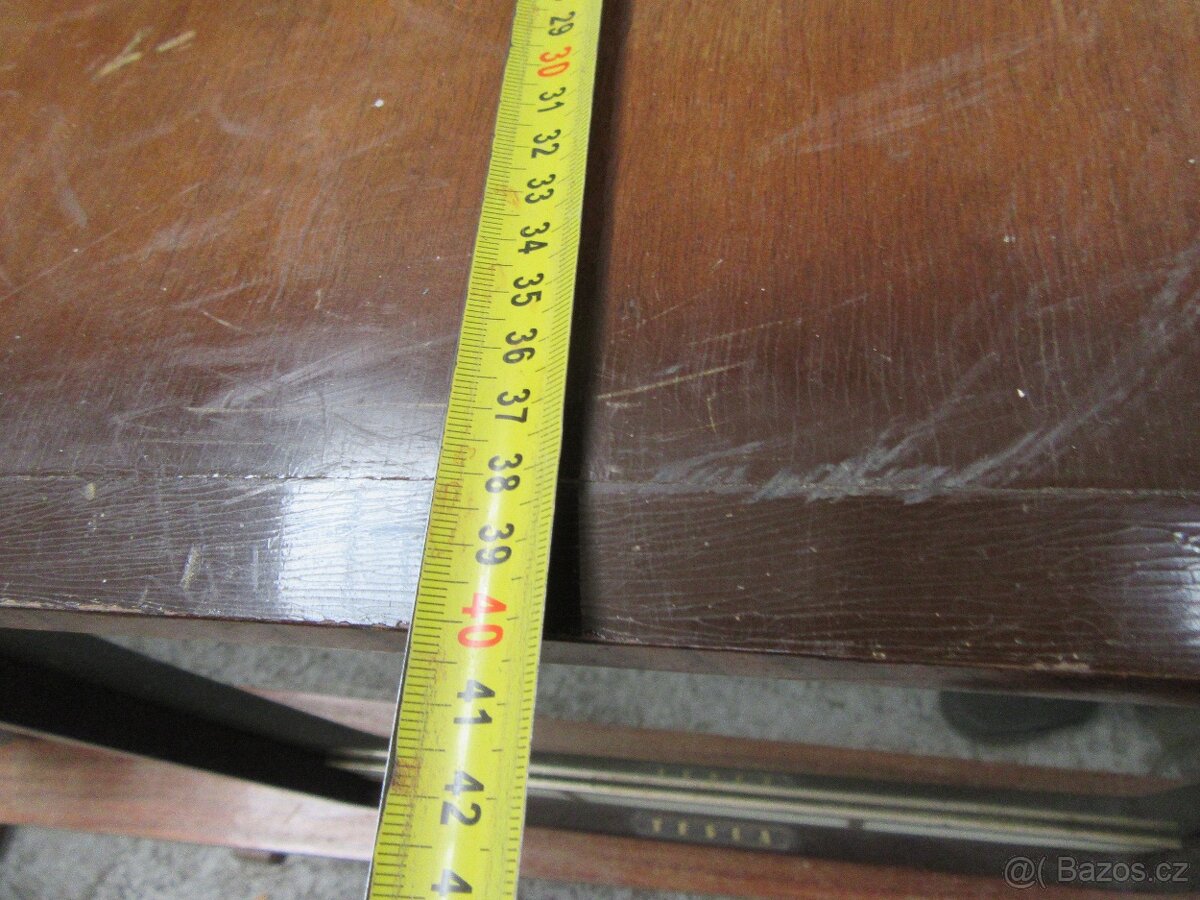 Nabízím starou televizi Tesla Ametyst 406U. Netestováno. Pro - 5