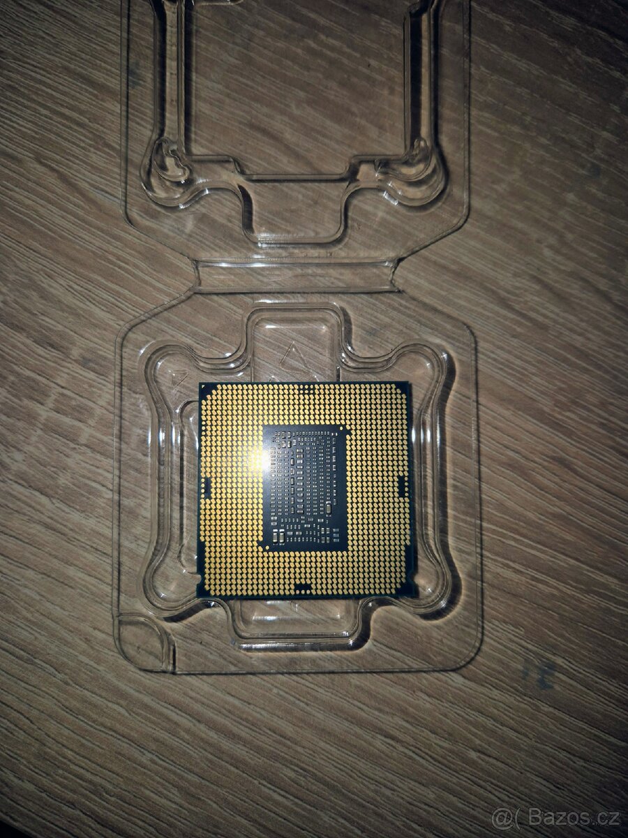 MSI NVIDIA GeForce RTX 3060 12GB + Intel i5-9400F ZDARMA - 5