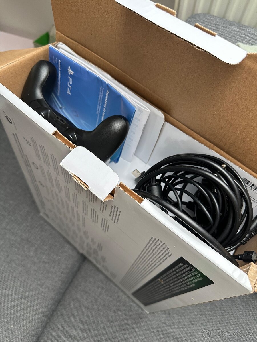 Playstation 4 1tb + 9 her - 5