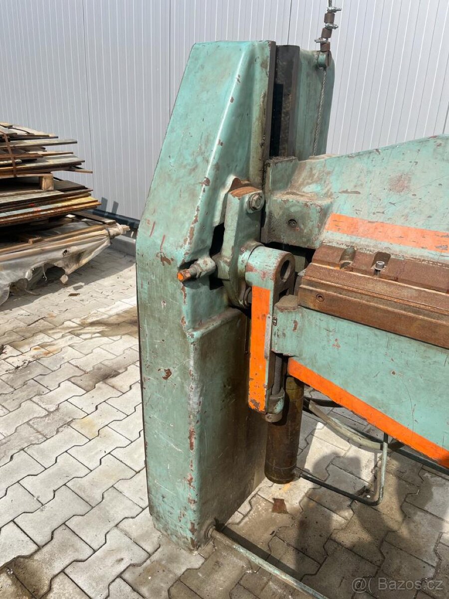 Ohýbačka plechu 2000/2mm - 5