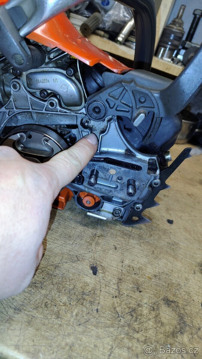 Motorova pila Husqvarna 550xp - 5