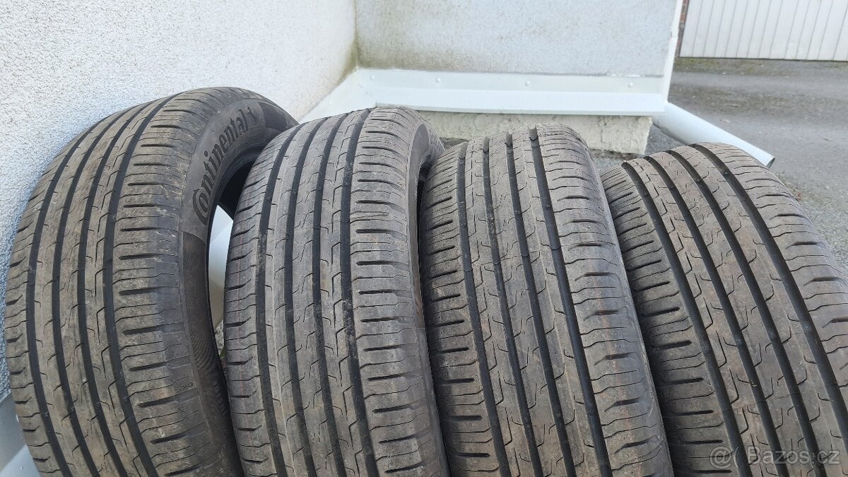 Letní pneu 205/55/R17 Continental sada - 5