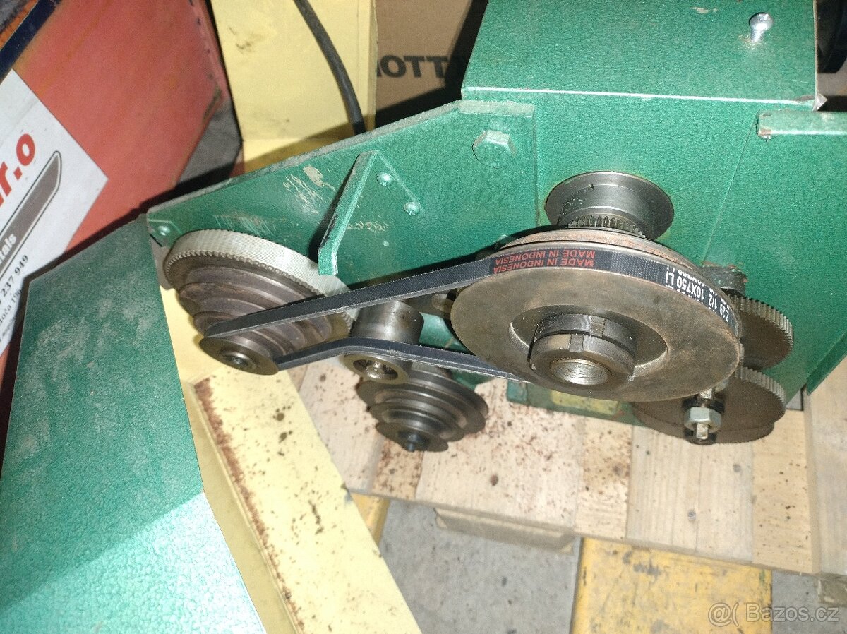 Soustruh Interkrenn IKD 400, stolovy soustruh - 5