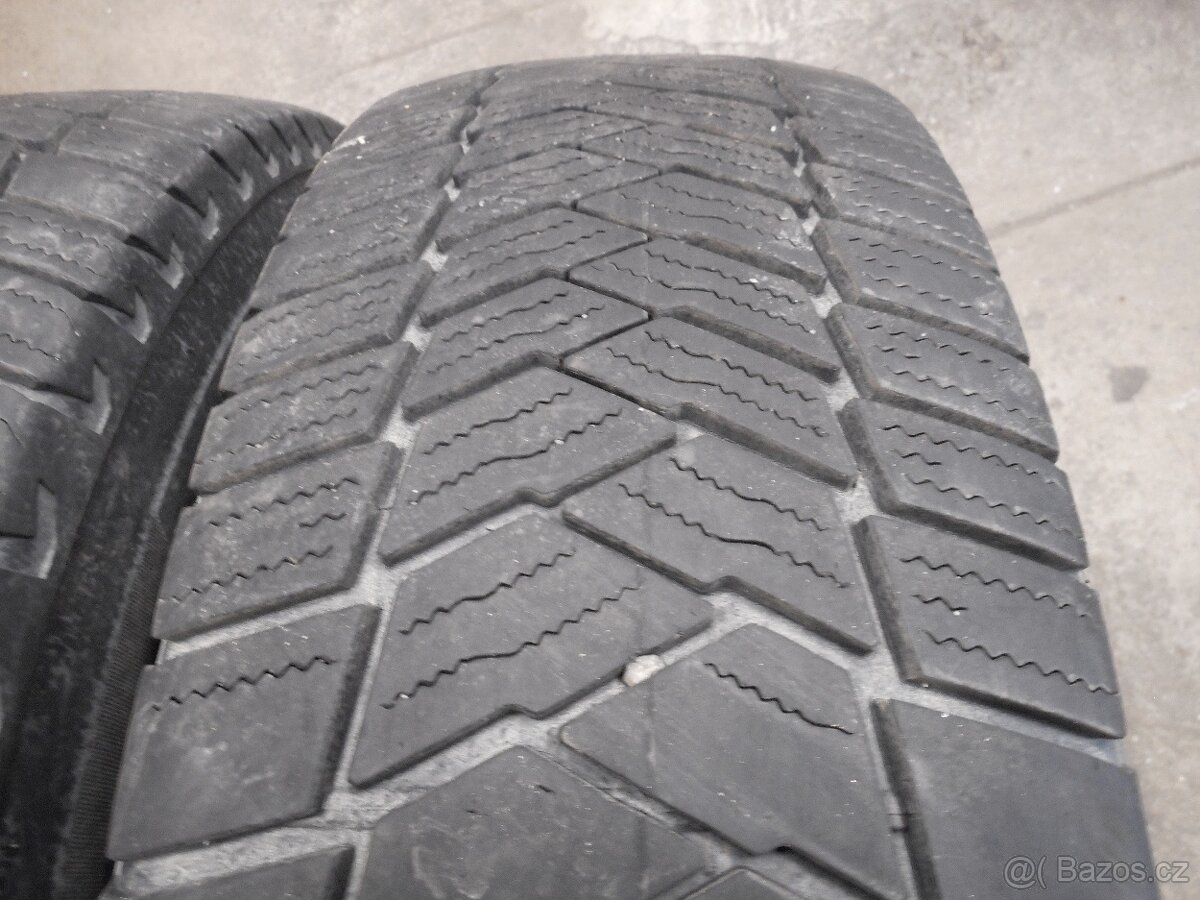 205/75R16C 113/111R - 5