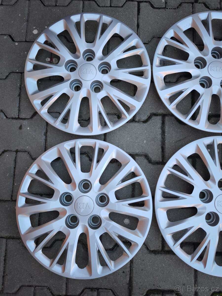 Paprskové poklice KIA - 15' - 5