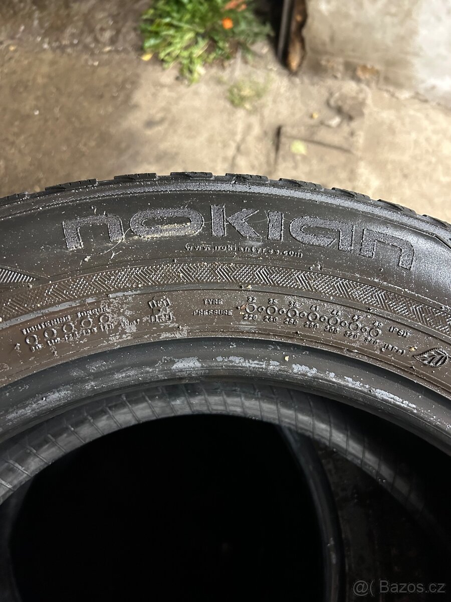 225/60 R17 Nokian zimní - 5