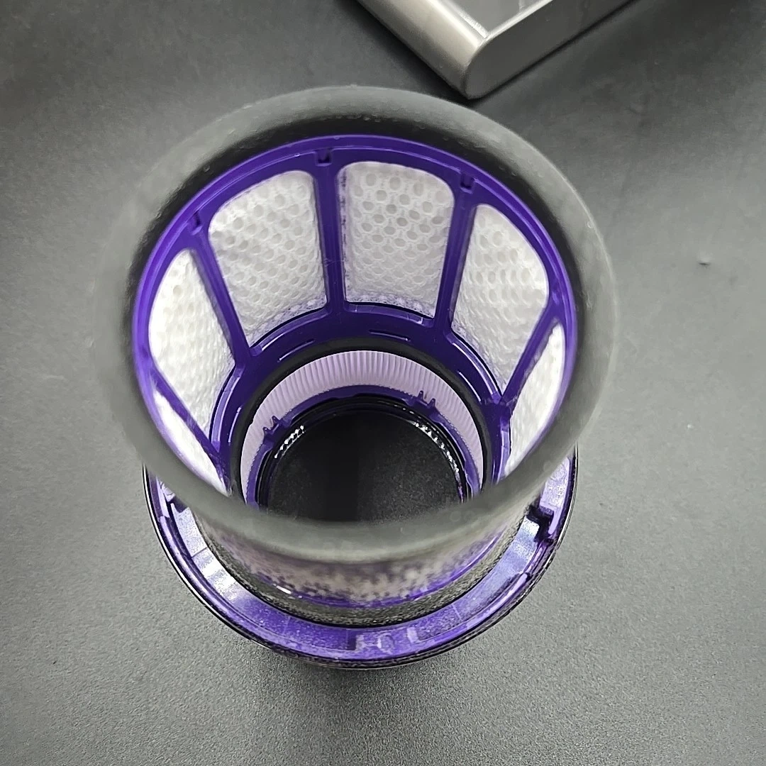 Prodám Dyson V15 Detect - 5