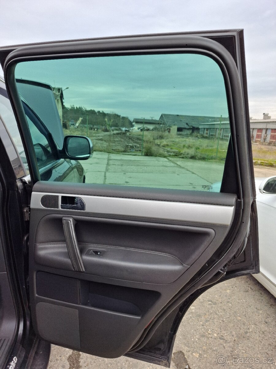 Prodám dveře z auto VW Touareg 2007 - 5