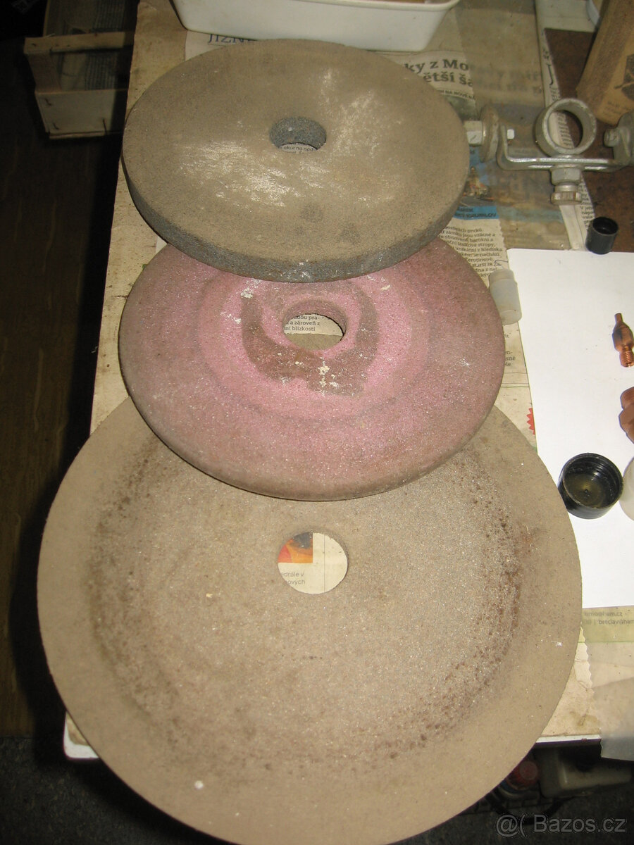 Růzmé vybavení do dílny - 5