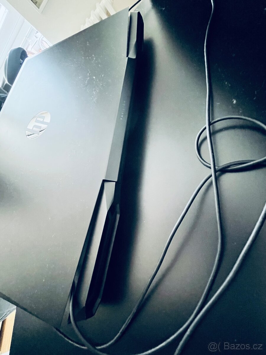 HP Pavilion Gaming laptop 17 - 5