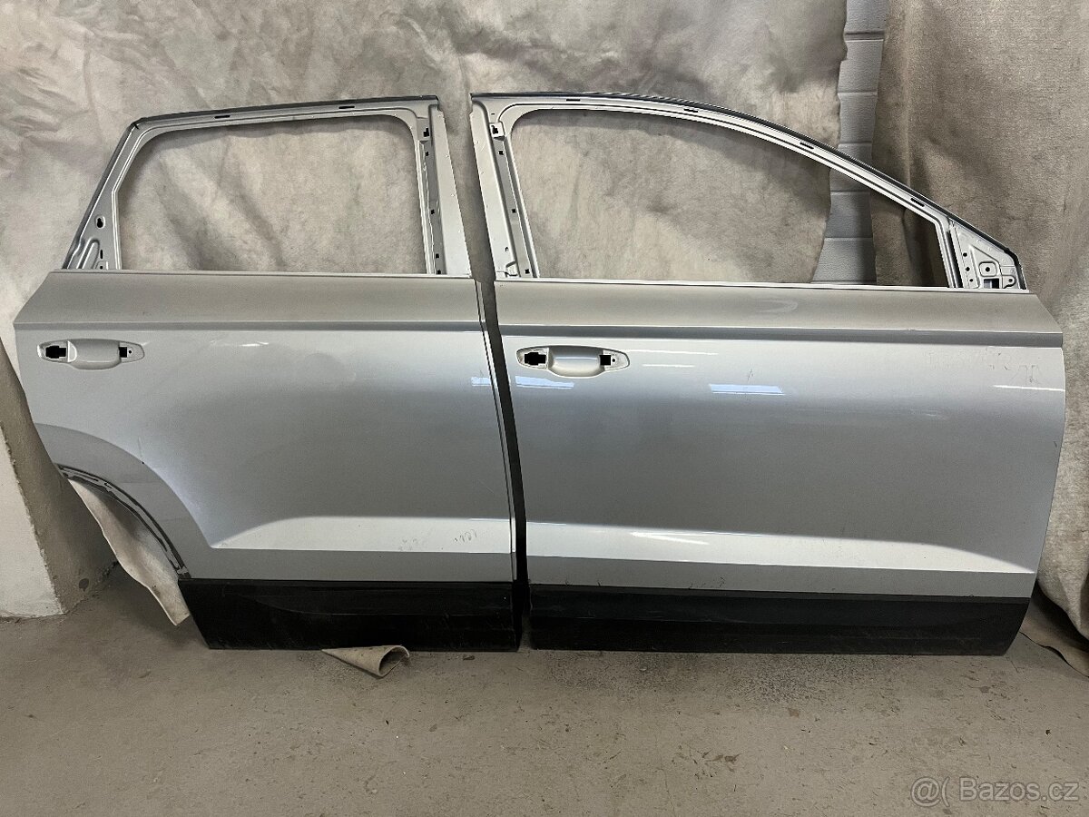 Karoq-kapota,svetla,narazniky,blatniky,dveře. - 5