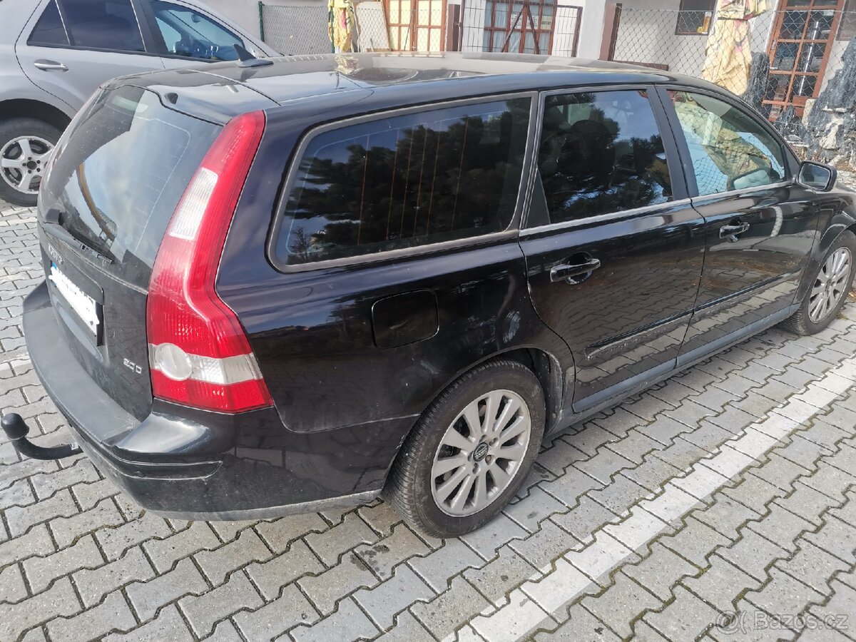 Volvo v50 momentum 2.0D 100kw - 5