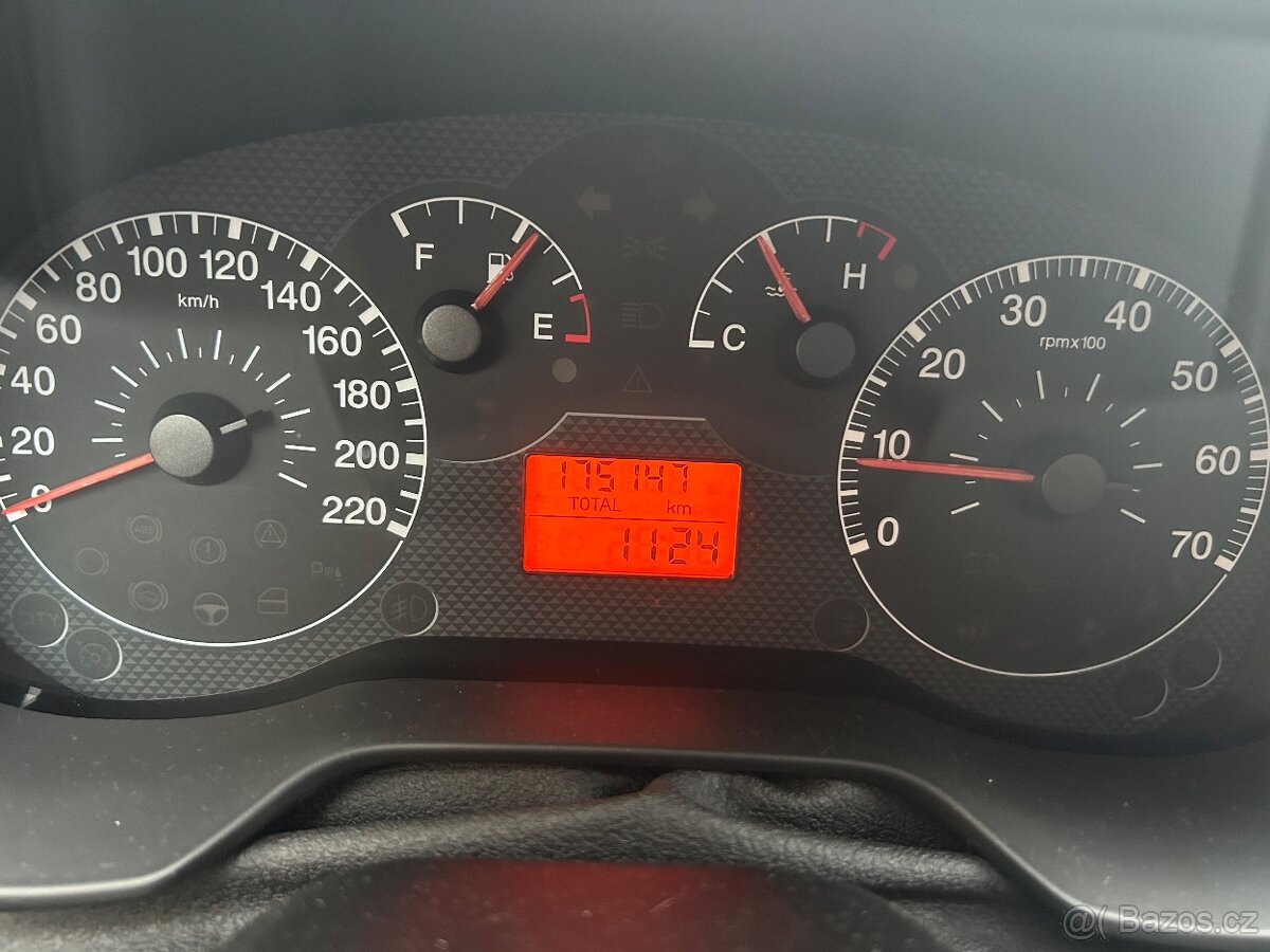 Fiat Grande Punto - 5