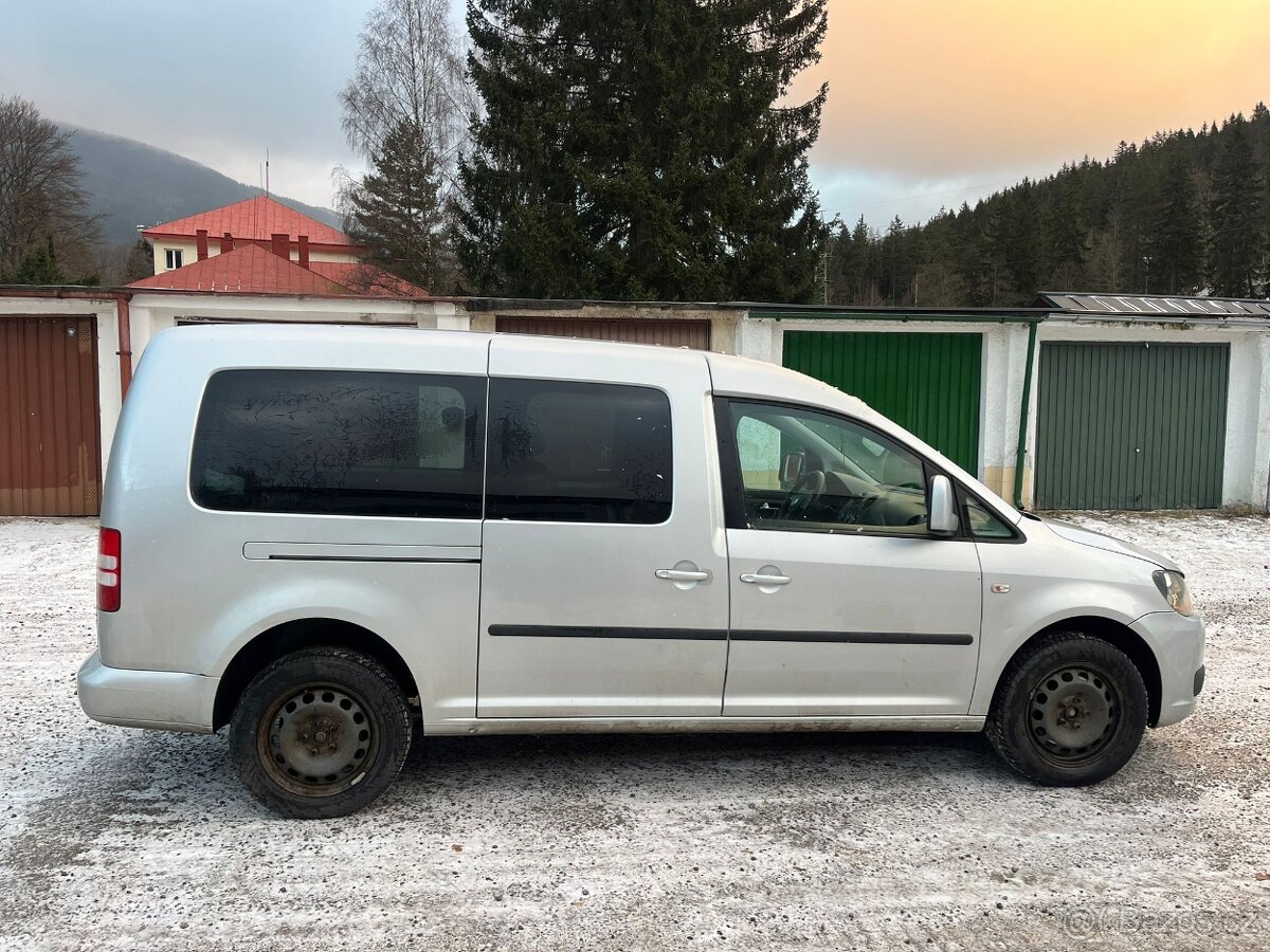 VW Caddy Maxi 4x4 - 5