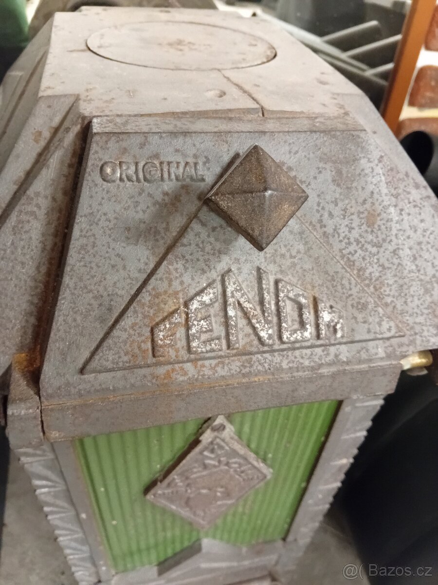 Prodám historická kamna Fenom - 5