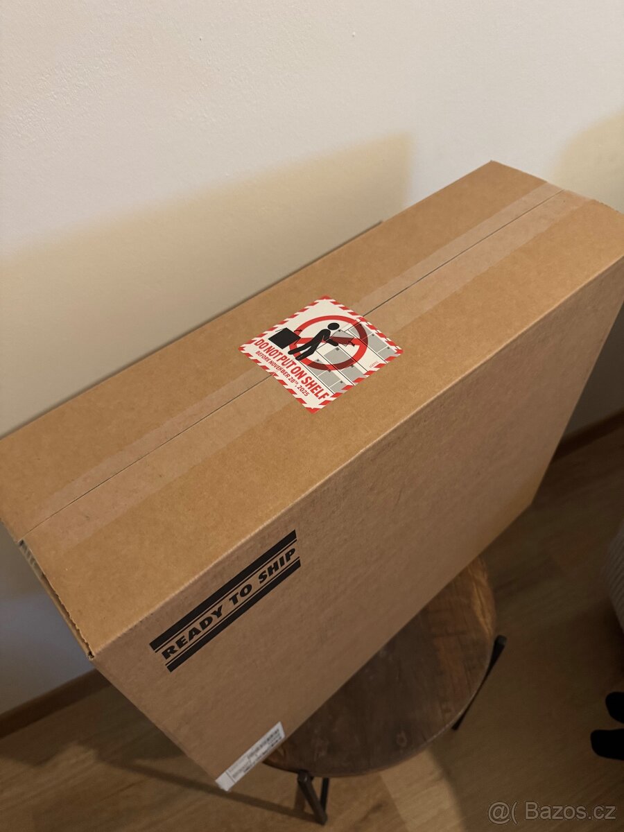 Prodám LEGO 10356 – Star Trek U.S.S. Enterprise-D - 5