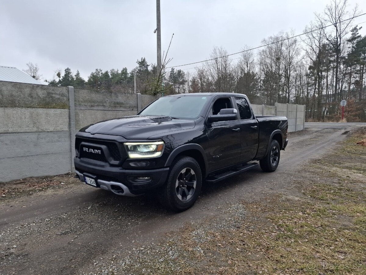 DODGE RAM 1500 REBEL 5.7 HEMI 2019 - 5