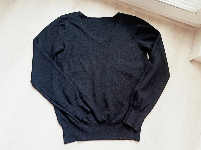 Dámský sytě černý kašmírový svetr, vel. L - 5