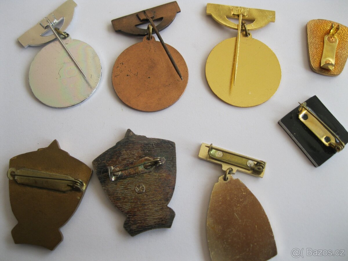 ODZNAK - 8 ks SVAZARM - 5