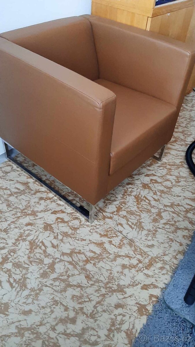 2x Krásná křesla na kovové platformě - 5