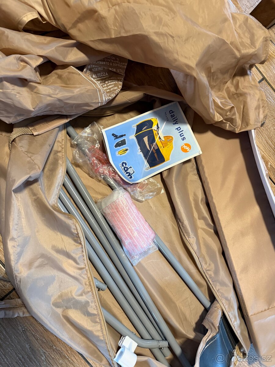 Cestovní postýlka - 5