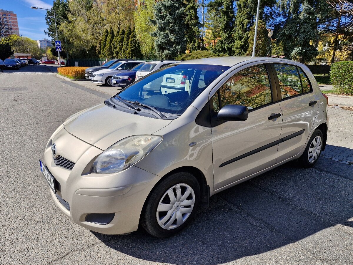 Toyota Yaris - 5