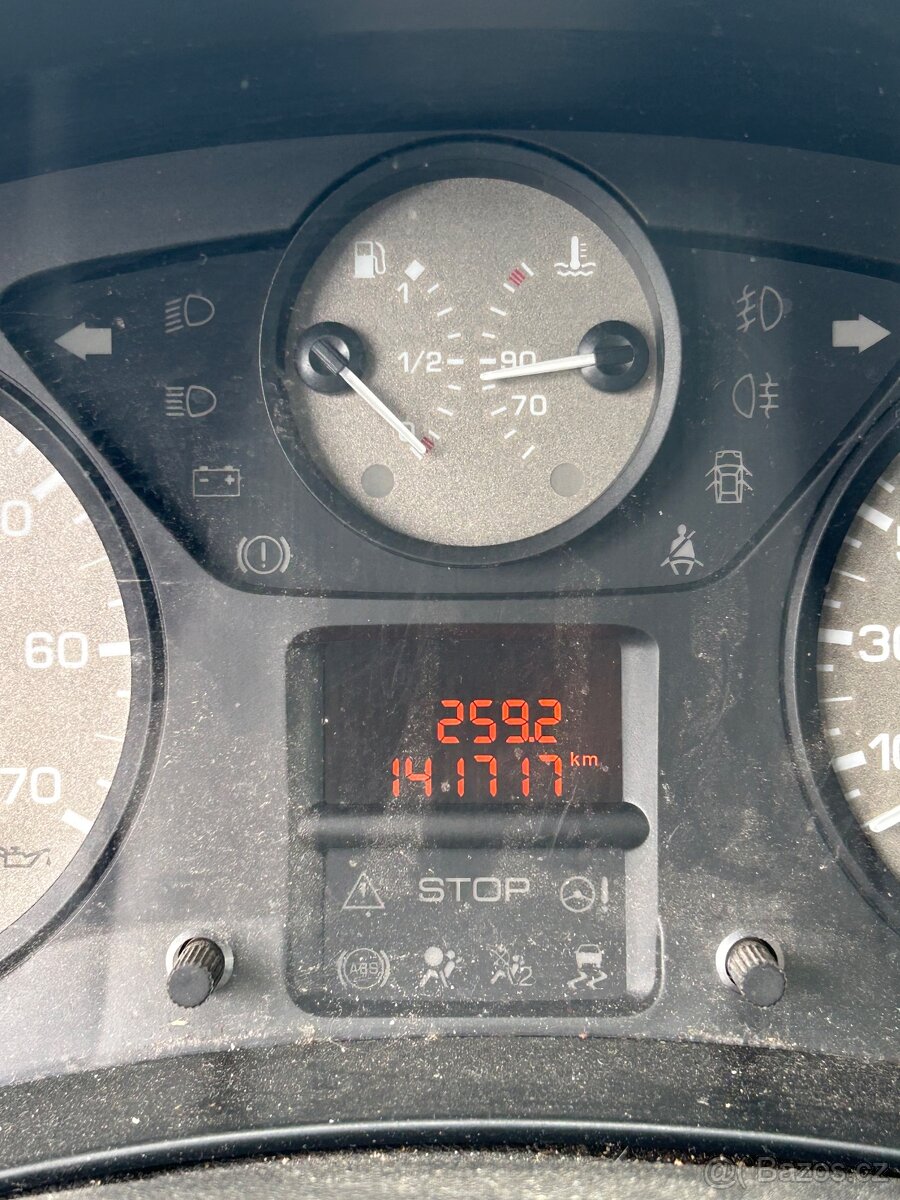 Peugeot Partner Tepee - 5