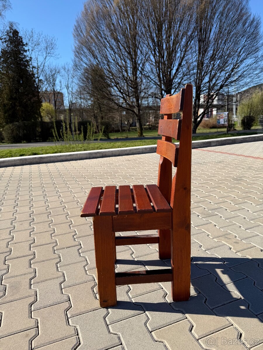 Nábytek z restaurace - 5