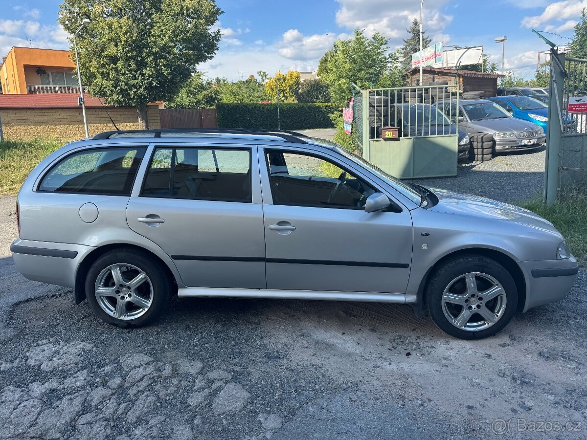 Škoda Octavia, 2.0i 85kW Ambiente.4x4 - 5