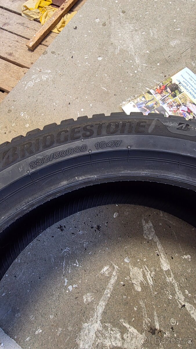 Pneu 235/50r20 - 5