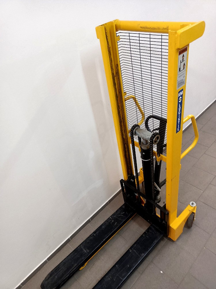 Zánovní vysokozdvižný paletový vozík 1500kg - 5