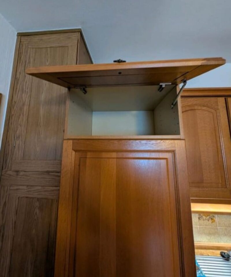 Kuchyně zn.Alno z masivu se spotřebiči ,5849 - 5