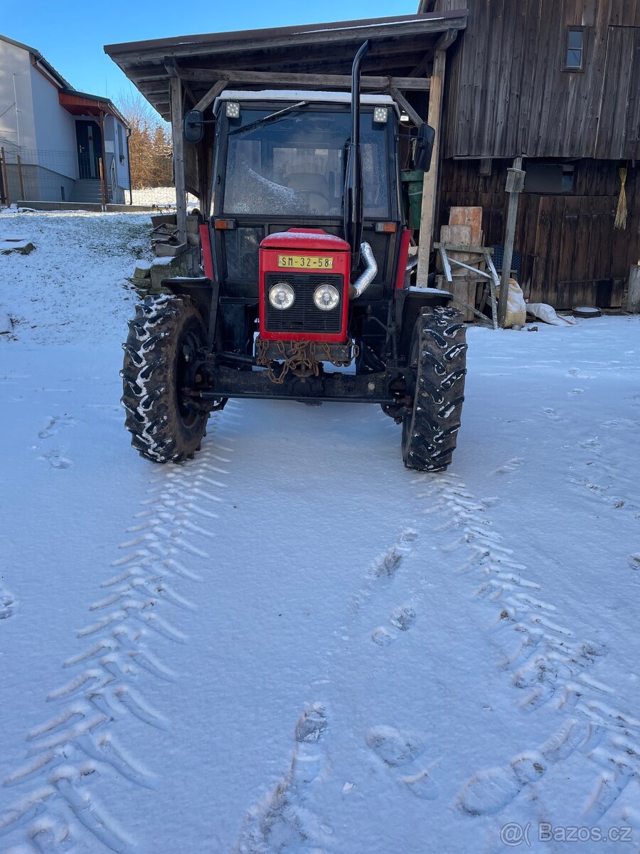 Traktor Zetor - 5