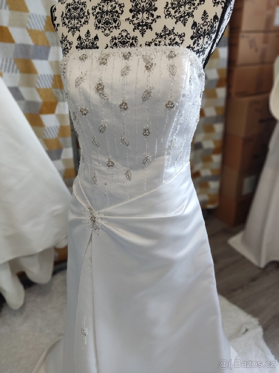 Jednoduché svatební šaty vel. 38/40 - 5
