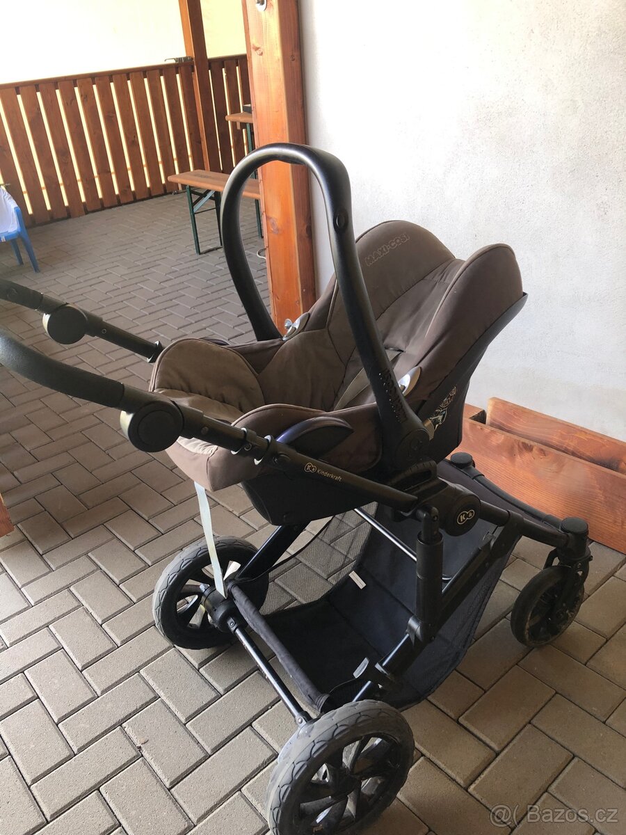 Kočárek + autosedačka - 5