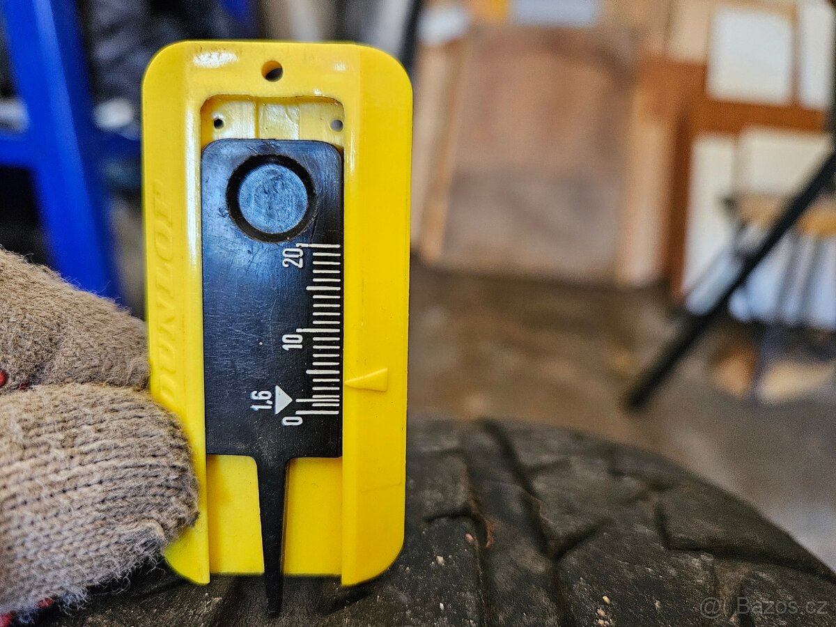 plechová kola R15 Octavia 2 s letními pneu - 5