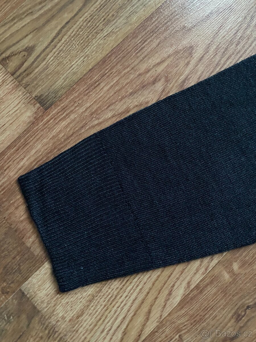 Nový rolák Nax - XL, akryl - 5