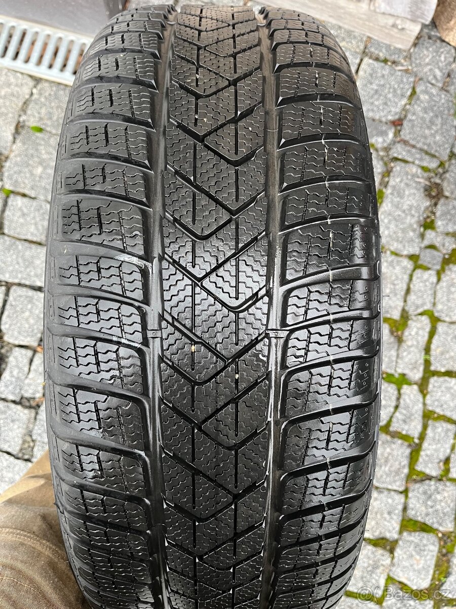 Pneu Pirelli 245/45 R20 Sottozero 3 - zimní - 2 ks - 5
