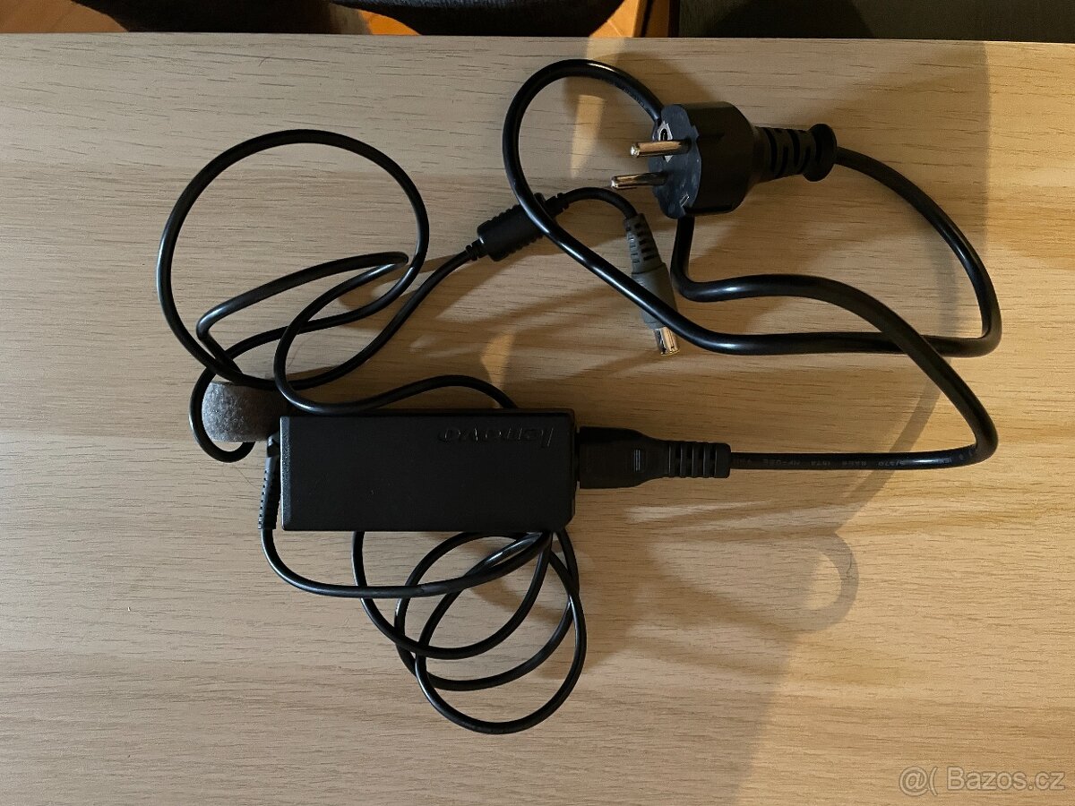 Nabíječka Lenovo 65W 20V - 5