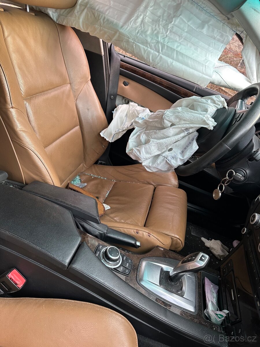 BMW E60 E61 nahradni dily 525d 145kw facelift - 5