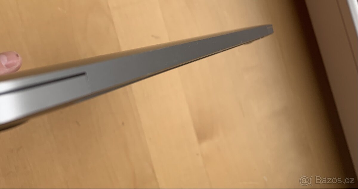 Apple MacBook Pro 13” (2019) i5-8GB-250GB TouchBar, 4xport - 5