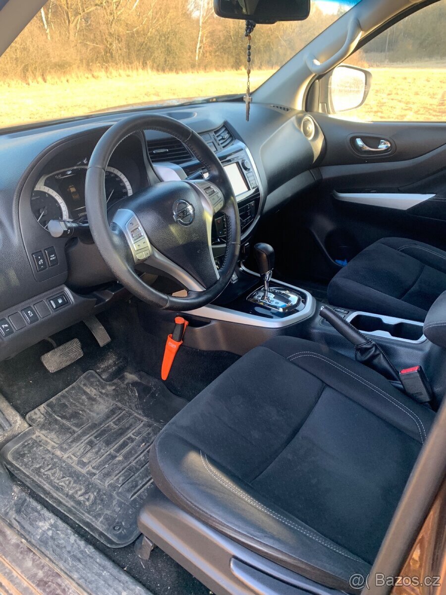 Nissan NAVARA - 5