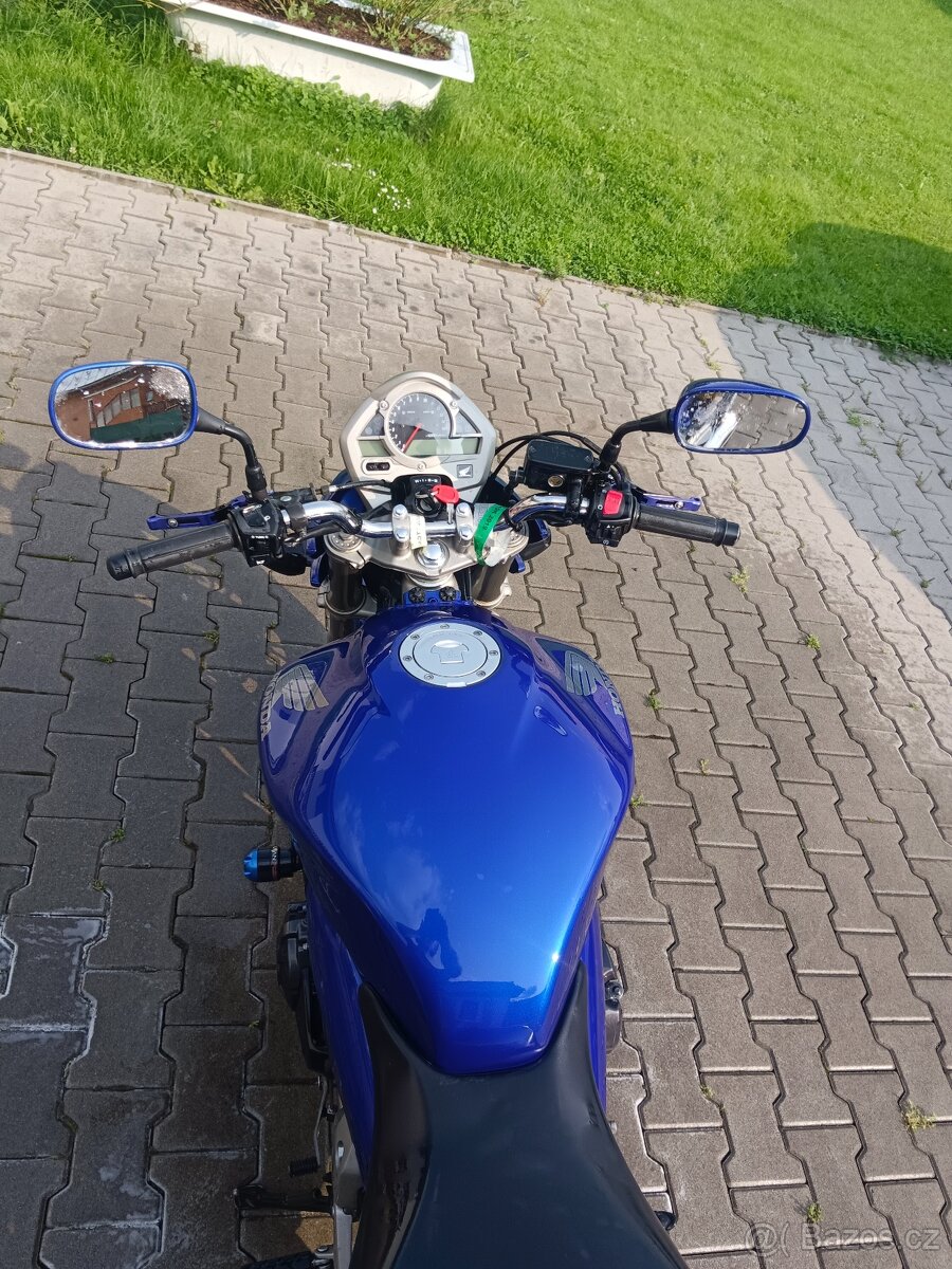 Honda Hornet 600 - 5