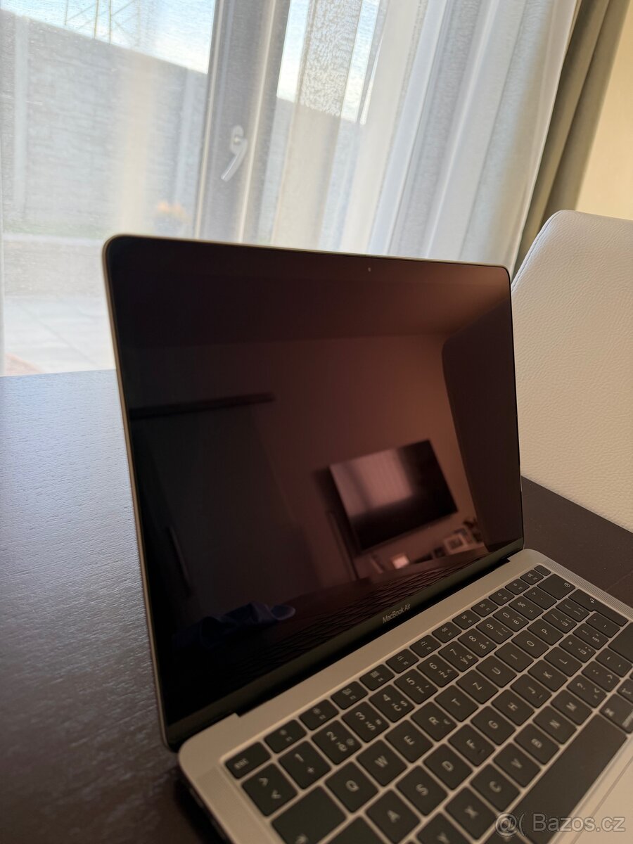 MacBook Air 13” retina (2019) - 5