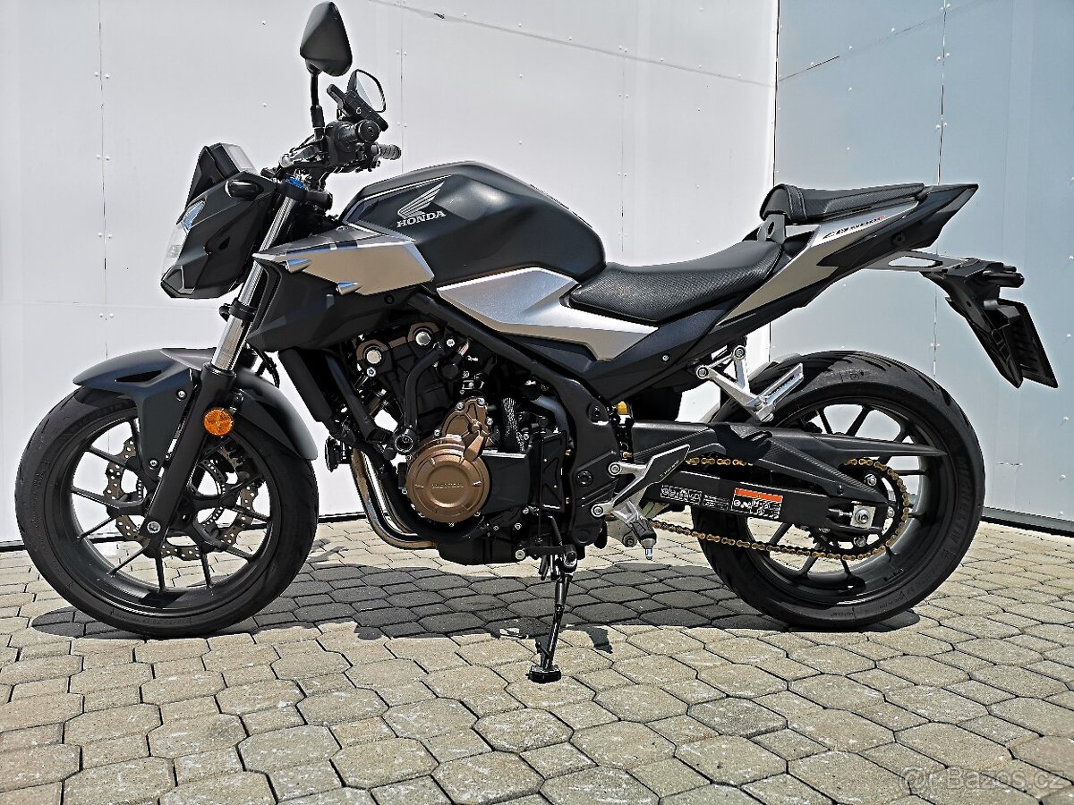 Honda CB 500 F, r.v.2020, nová v ČR, 35 kW, najeto 11.996 km - 5