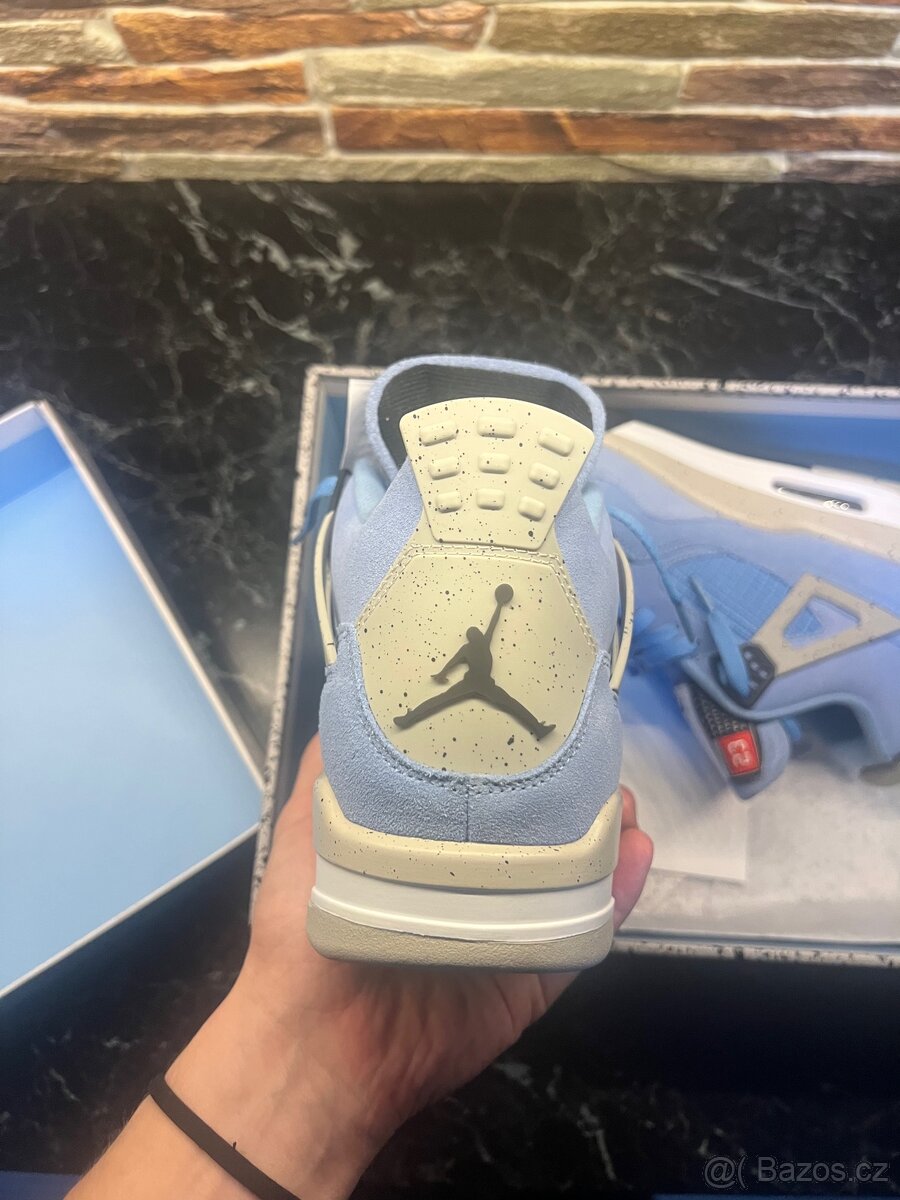 Jordan 4 UNC 44,5 - 5