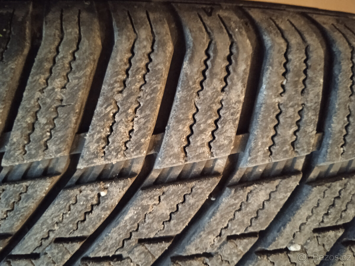 Zimní pneu 205/55 R16 - 5