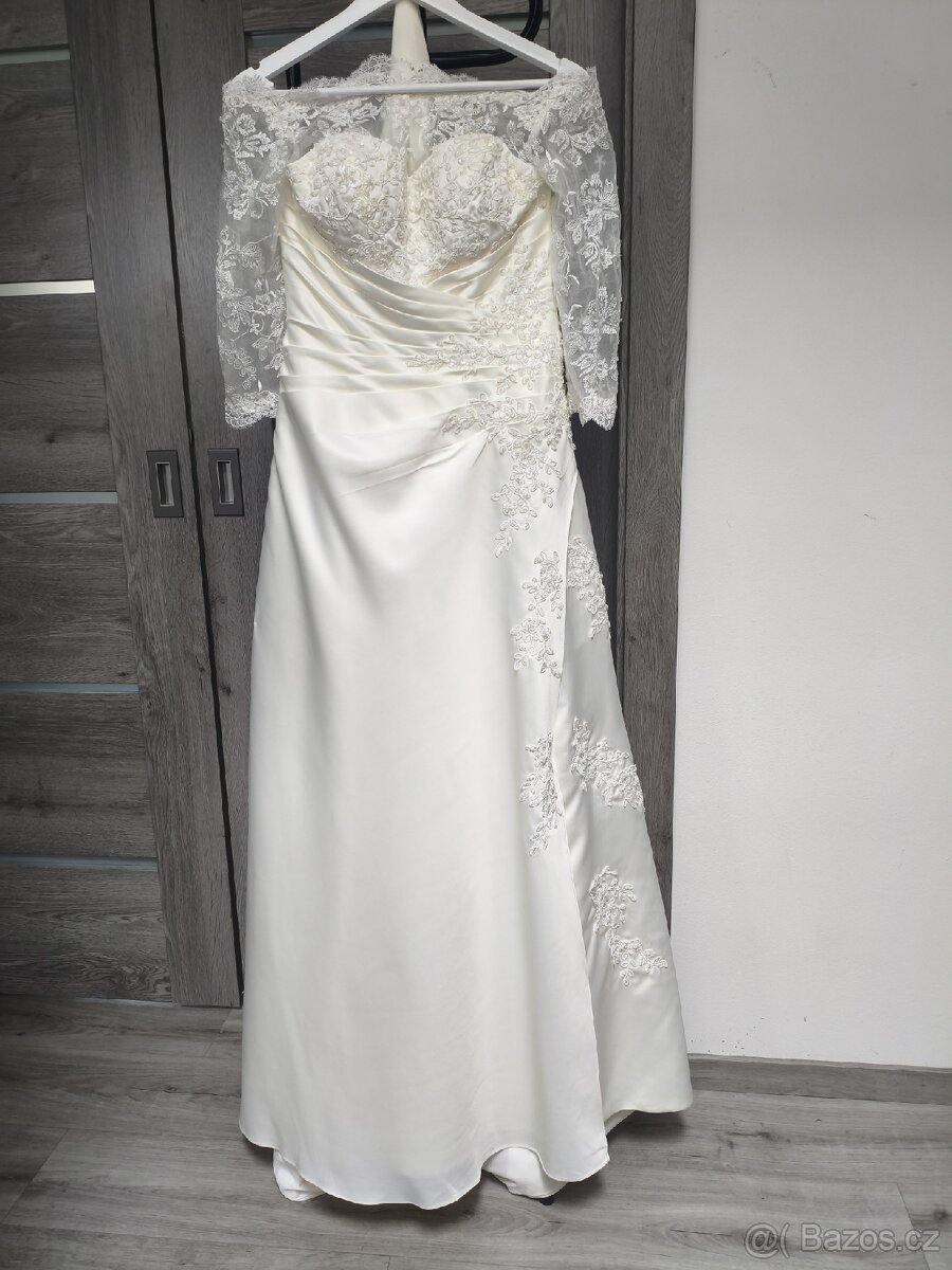 Svatební šaty s vlečkou vel. 36/38 - 5