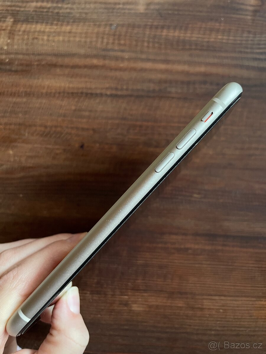iPhone 11 128 gb bílý - 5