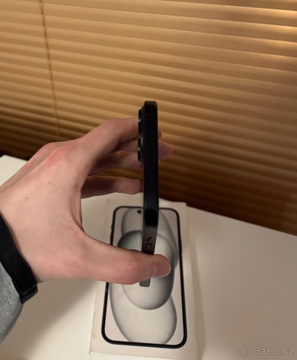 iPhone 15 Plus 256gb - 5